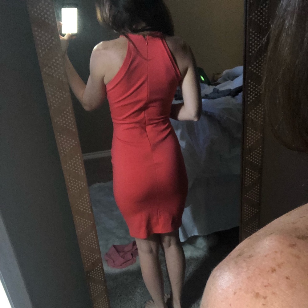 Halter Coral bodycon dress size medium - Picture 5 of 8